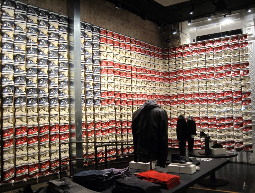 9 Visual Merchandising Examples That Drive Sales ...