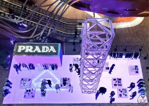 Prada - Visual - Pop - Up -Display